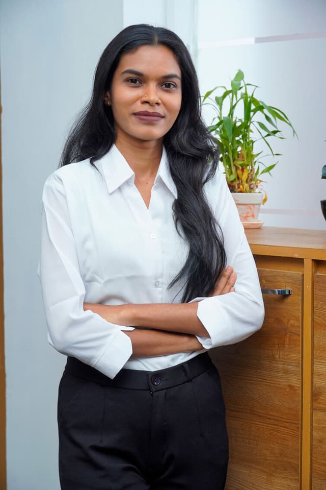 Madhavi T